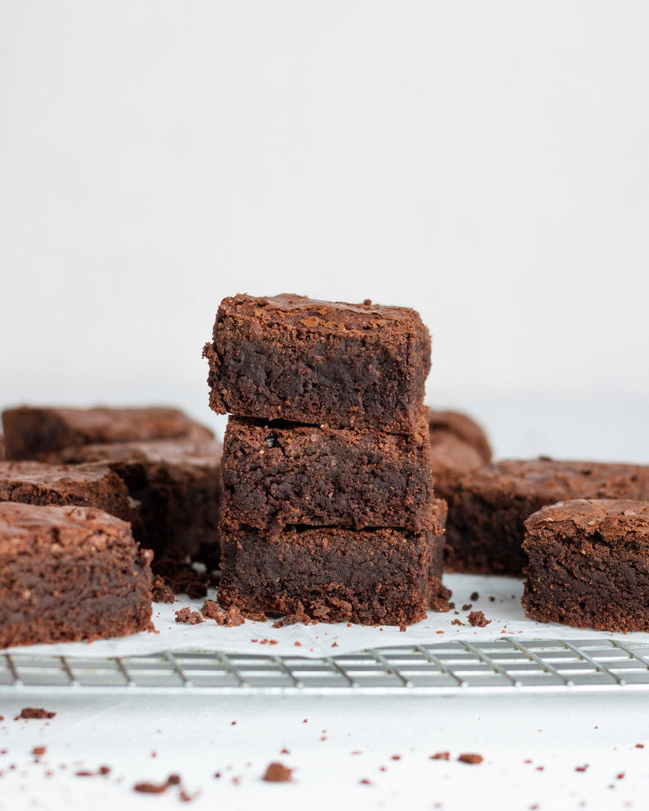 Signature Brownie Bars – Saltlagos