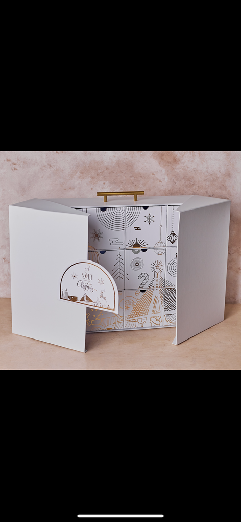 THE ICONIC BOXED INDULGENCE